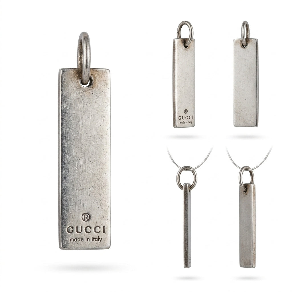 Gucci Sleek pendant