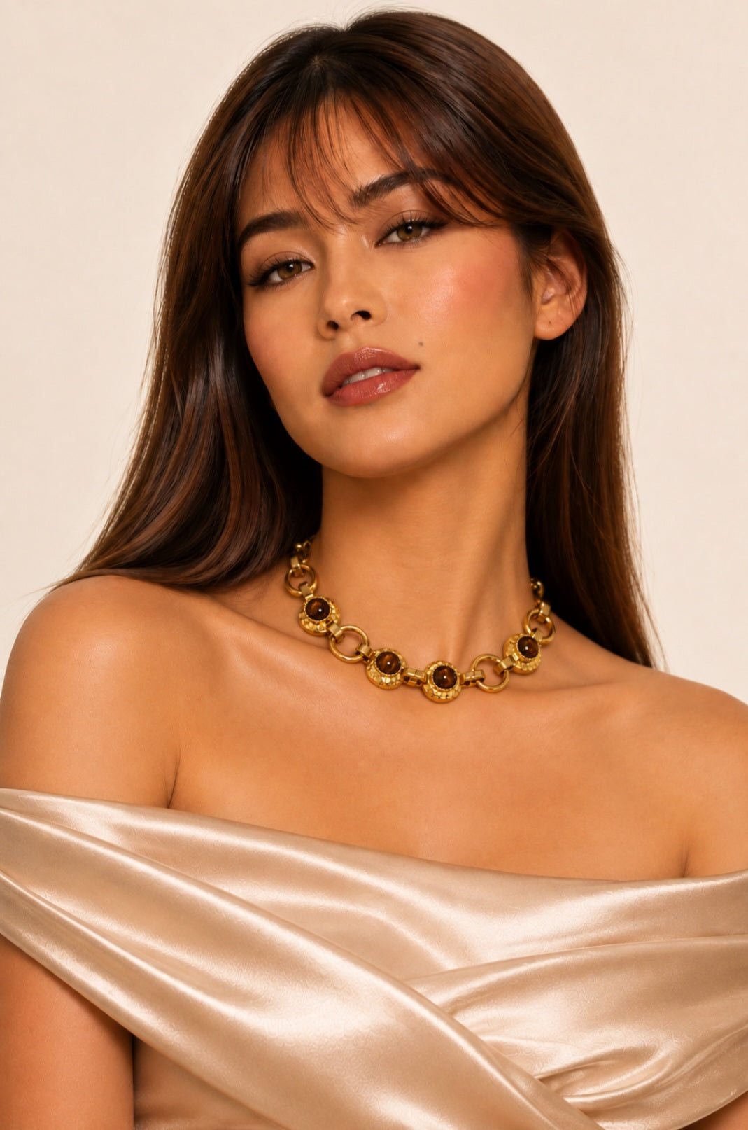 Vendôme Smoky Cabochon Choker