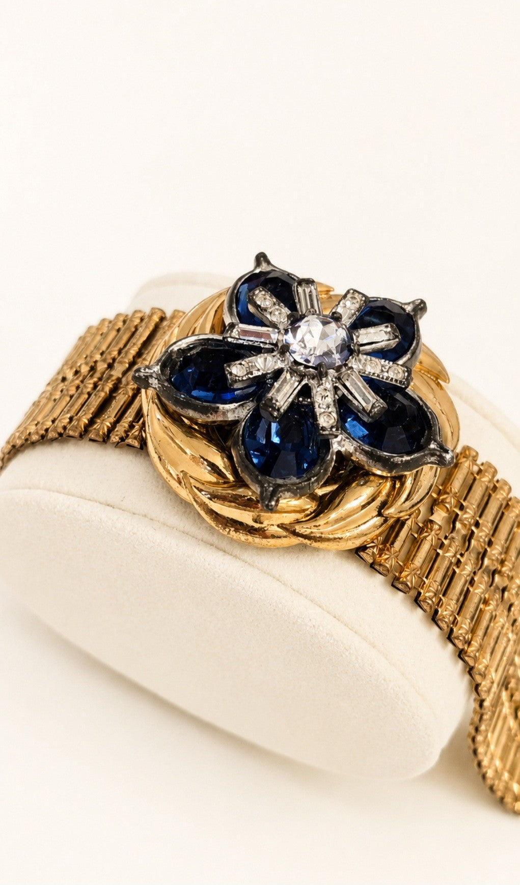 The Mid-Century "Sapphire" Blossom Gate-Link Bracelet