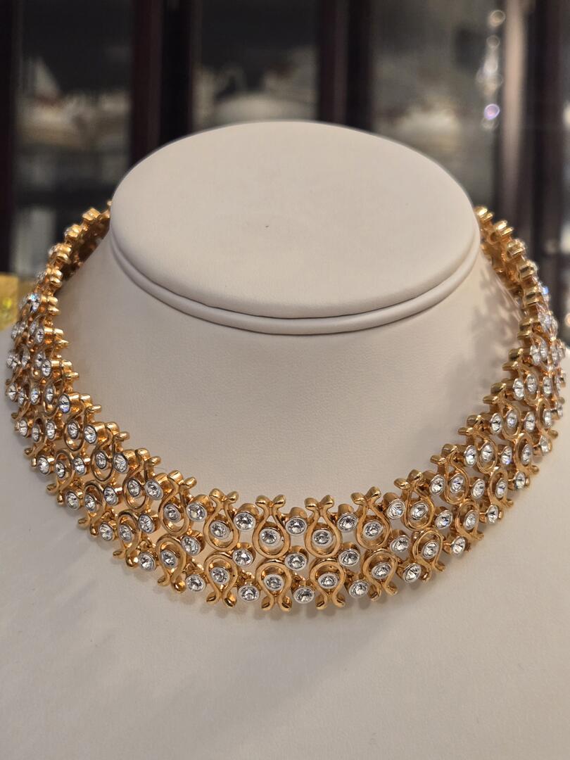 The Regal Lattice Rhinestone Collar Necklace