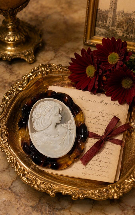 Vintage 18k Gold & Tortoiseshell Framed Shell Cameo Pendant-Brooch