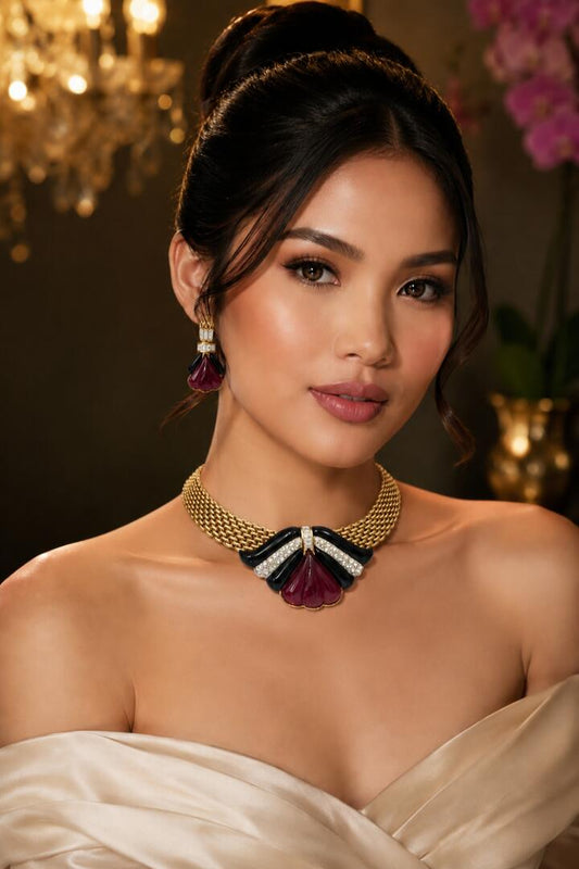Vintage Mid-Century Gold-Tone Mesh Statement Choker