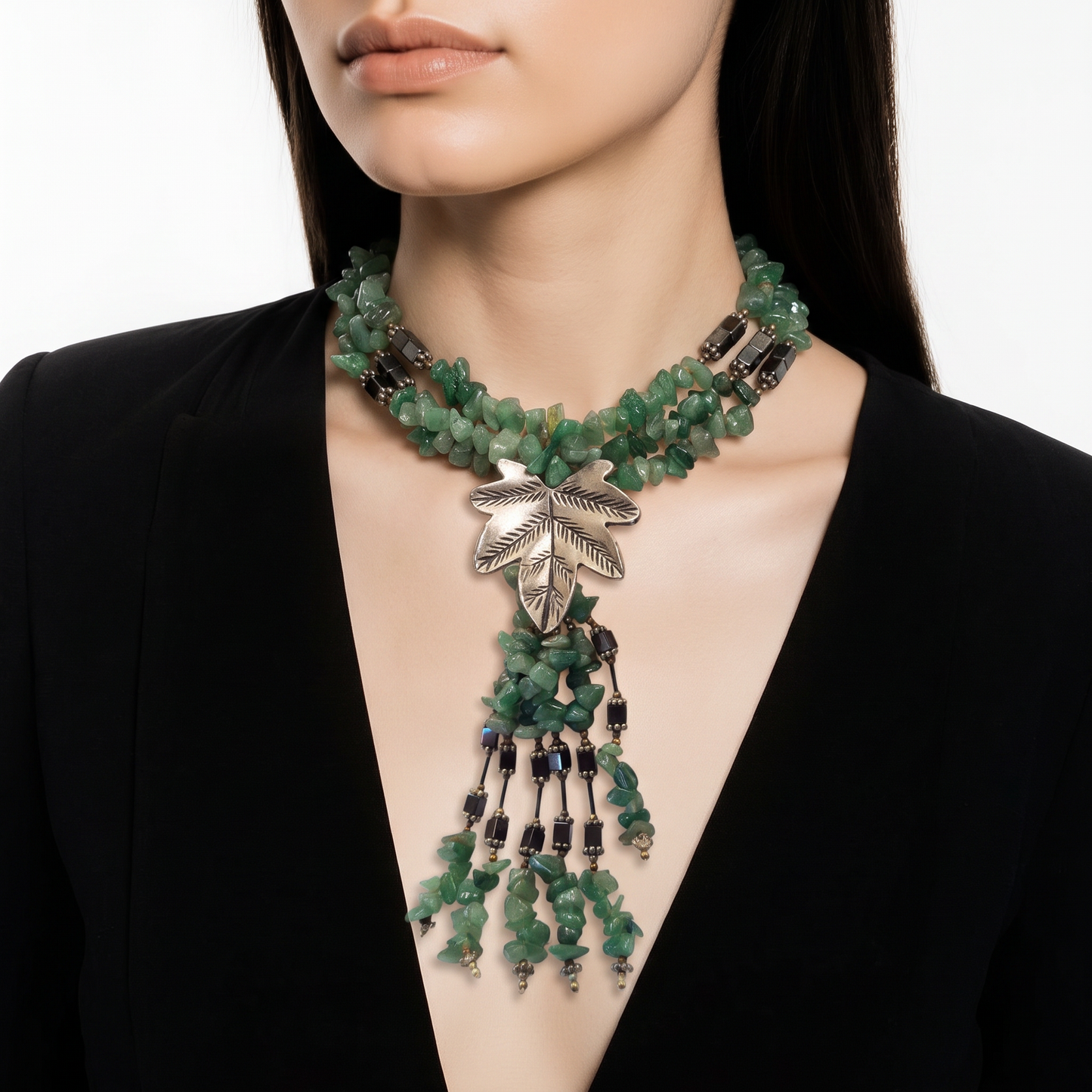 The Sylvan Leaf Lariat