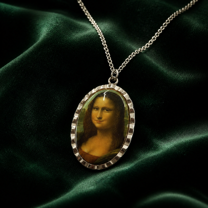 The Mona Lisa Medallion