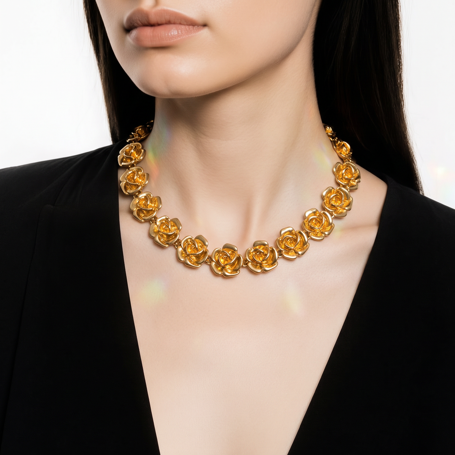 The Carolina Herrera Golden Flower Necklace.
