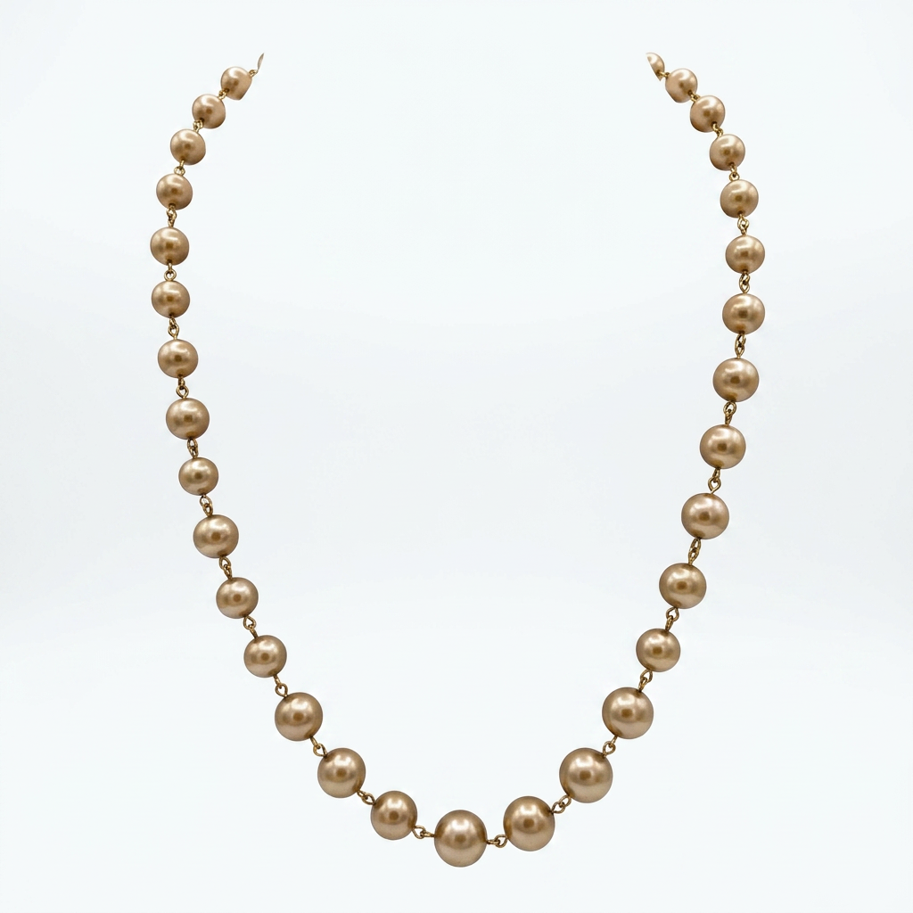 The Champagne Pearl Choker.