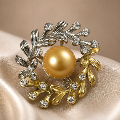 The Golden Pearl Wreath Brooch.