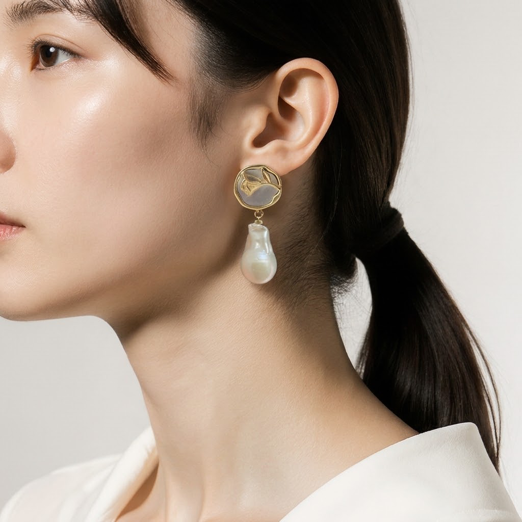 The Mother-of-Pearl Baroque Earrings.
