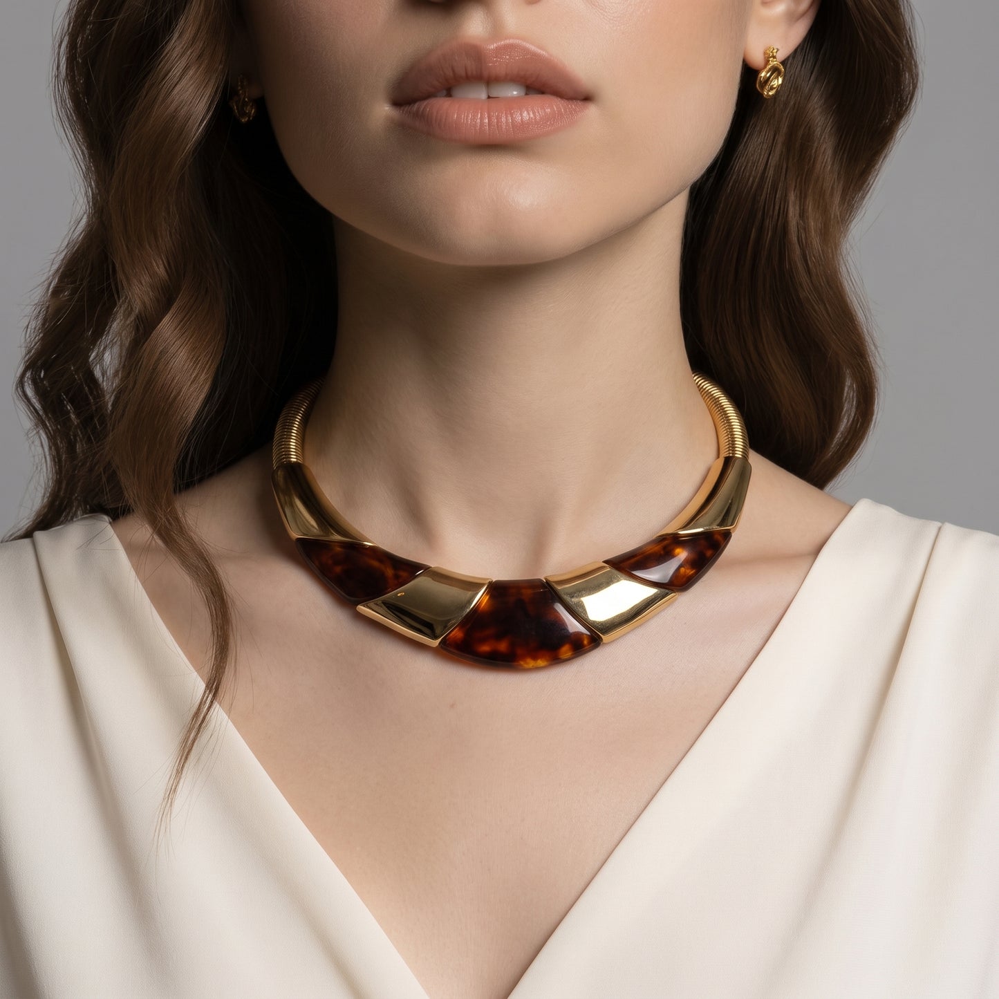 The Golden Tortoiseshell Collar Necklace