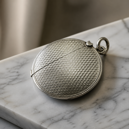 The Edwardian Engine-Turned Vesta Case.