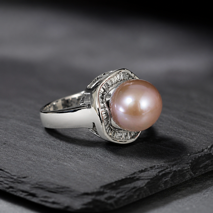 The Rosé Sovereign Edison Pearl Ring
