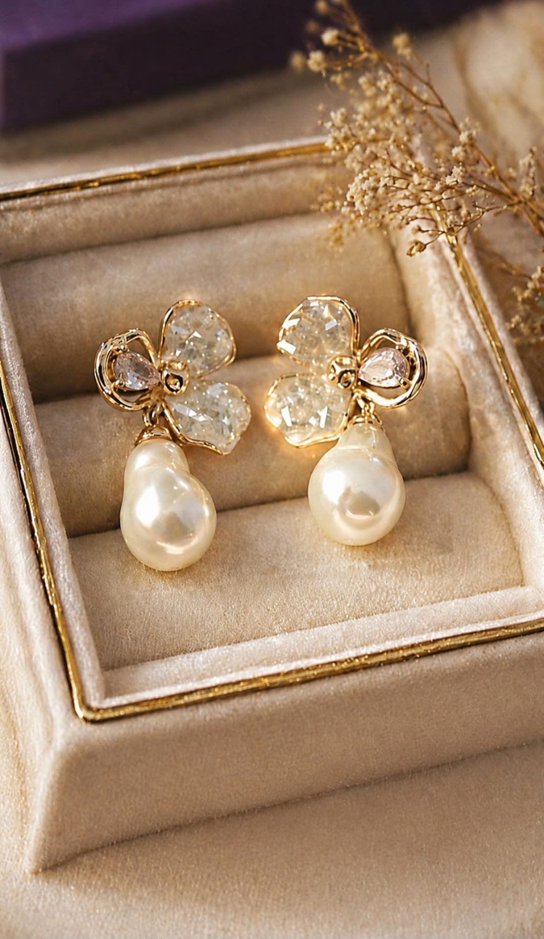 The Fleur De Pearl Drop Earrings