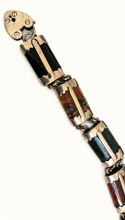 Victorian Scottish Agate Pebble Bracelet (Crafted in Sterling Silver)