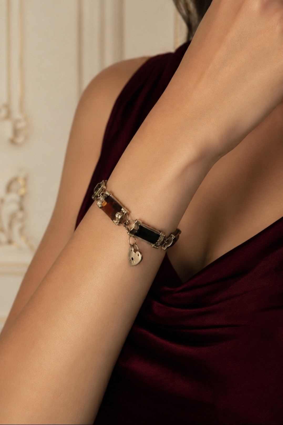 Victorian Scottish Agate Pebble Bracelet (Crafted in Sterling Silver)